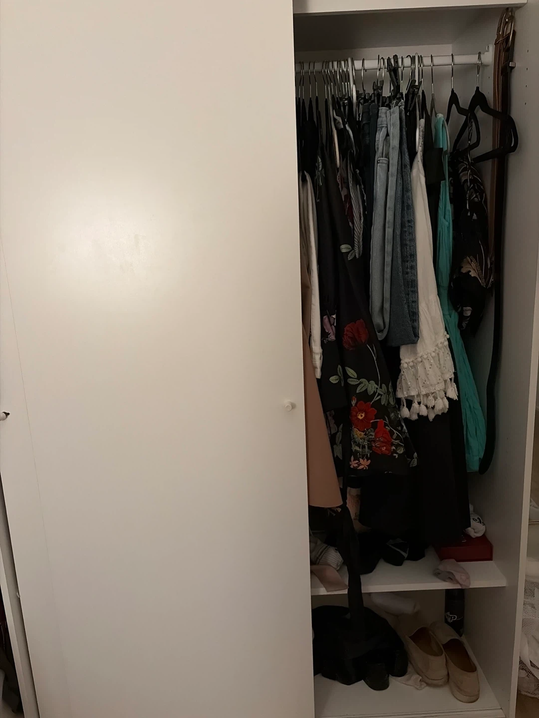 White Sliding Door Wardrobe (dissembled already) - photo 3