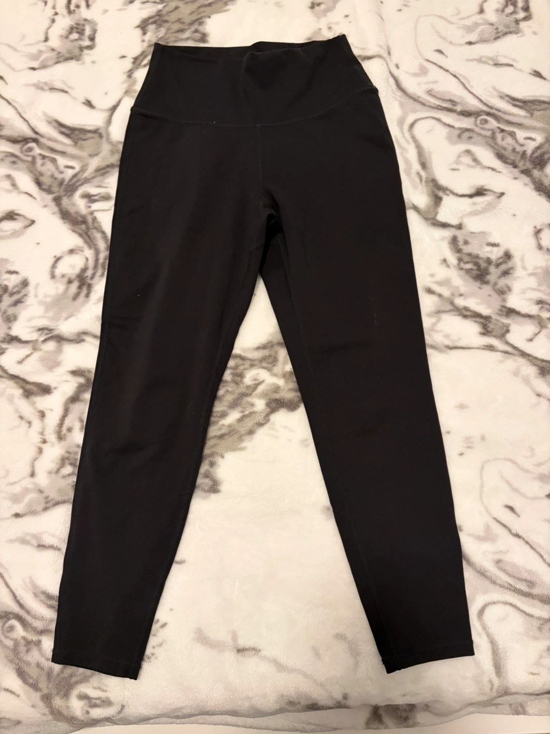 GU / Black Leggings