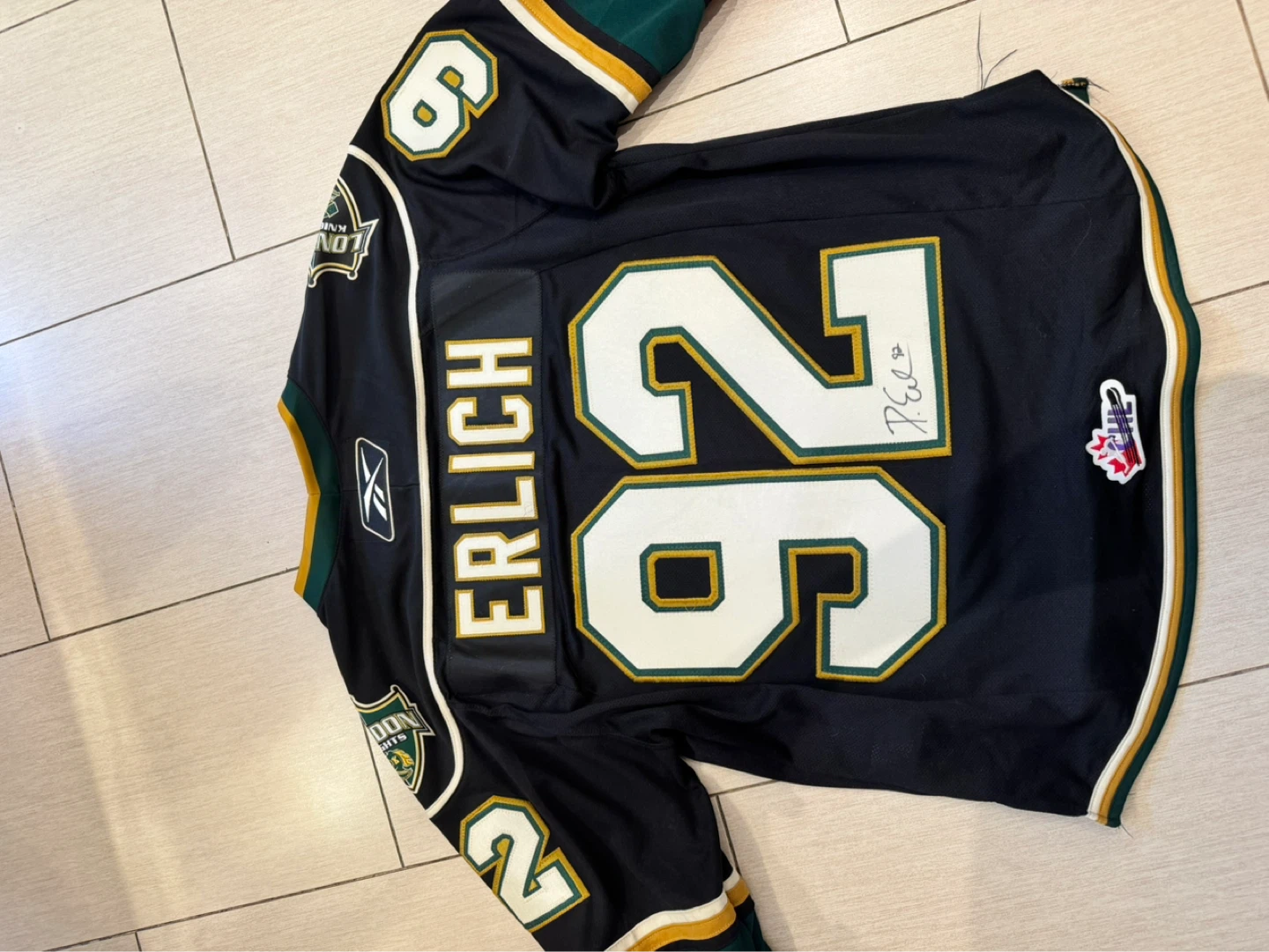 Signed Daniel Erlich London Knights Jersey - photo 5