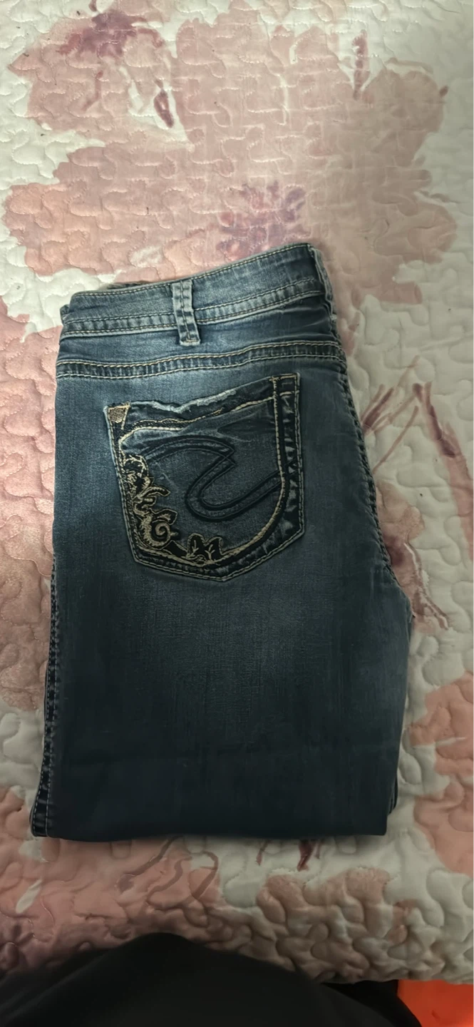 Silver Jeans Co. Women's Aiko capris Size W32