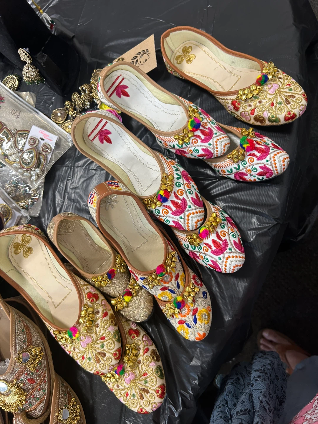 Embroidered Flat Shoes