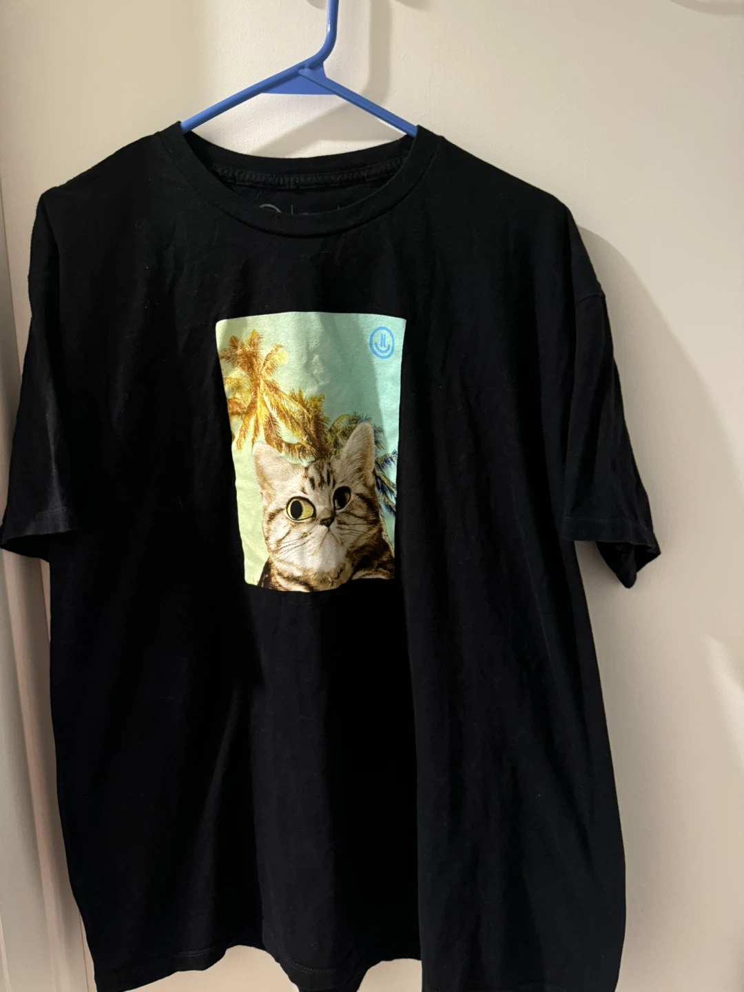 Black t-shirt with cat graphic