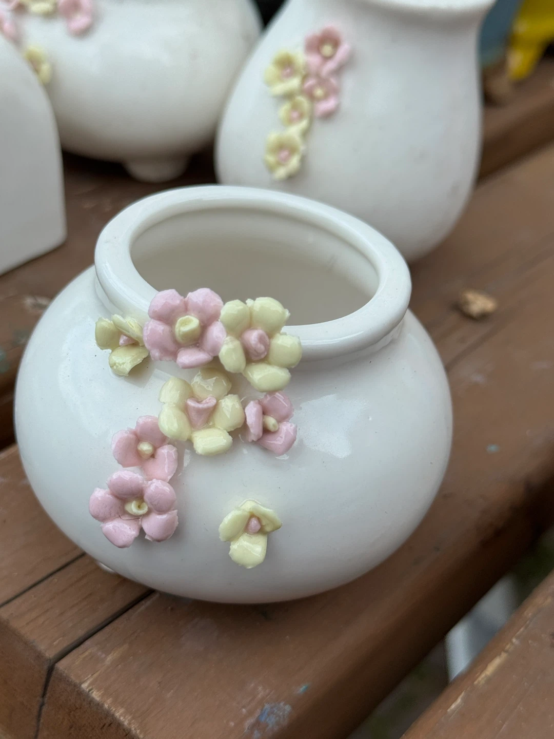 White Ceramic Planter with Pink and Yellow Flowers - photo 3