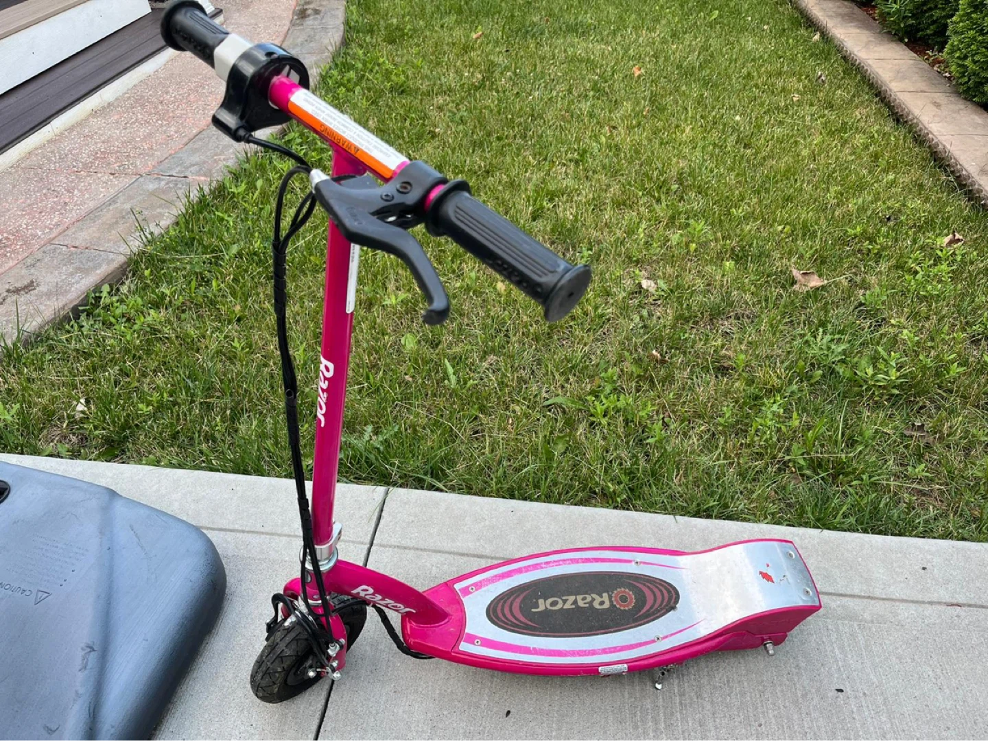 Razor Electric Scooter - photo 2