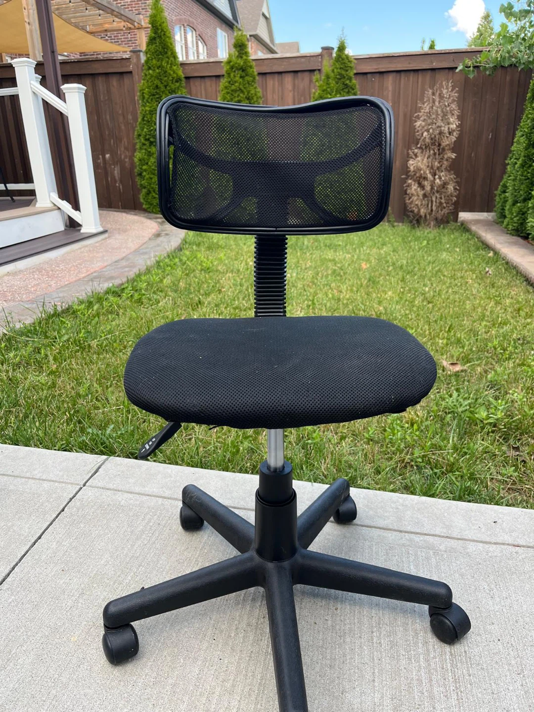 Black Mesh Office Chair