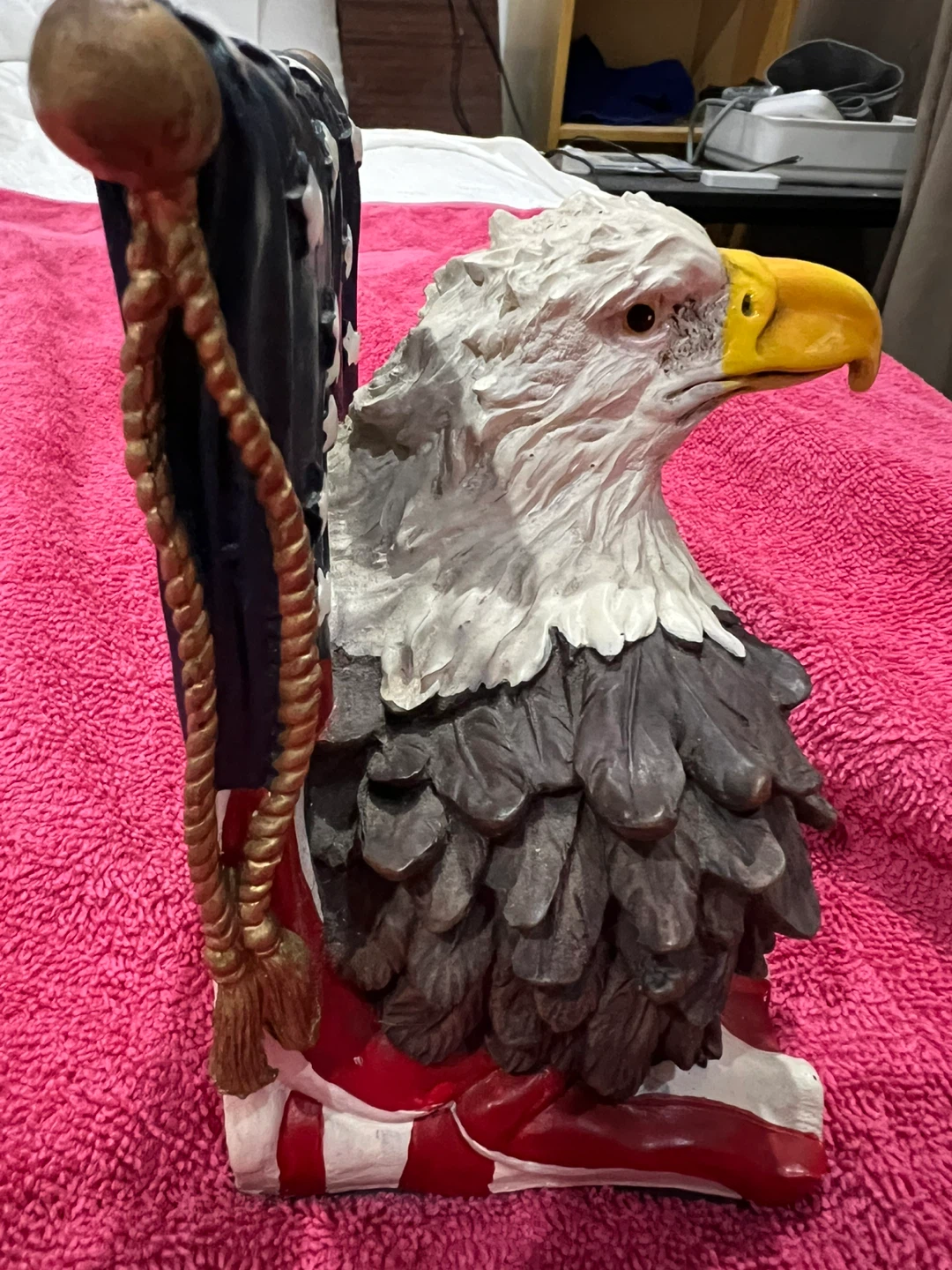 American Eagle and Flag Figurine - photo 2