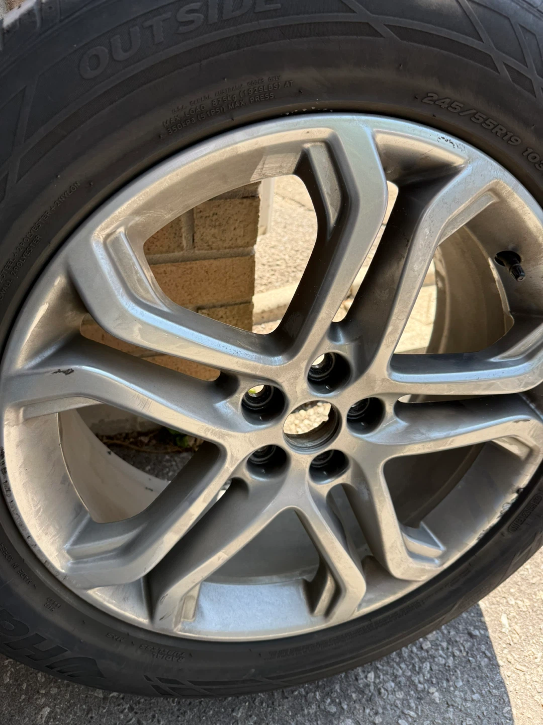 Set of 4 Hankook Tires with 19” Rims - photo 5