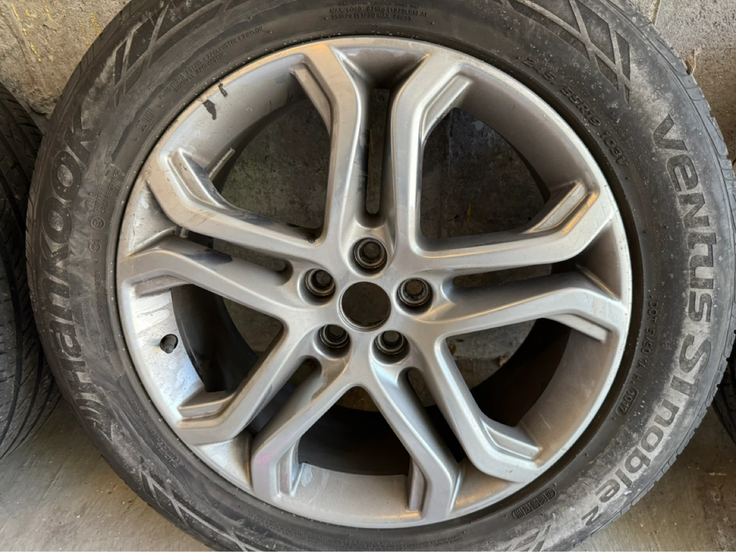 Set of 4 Hankook Tires with 19” Rims - photo 3