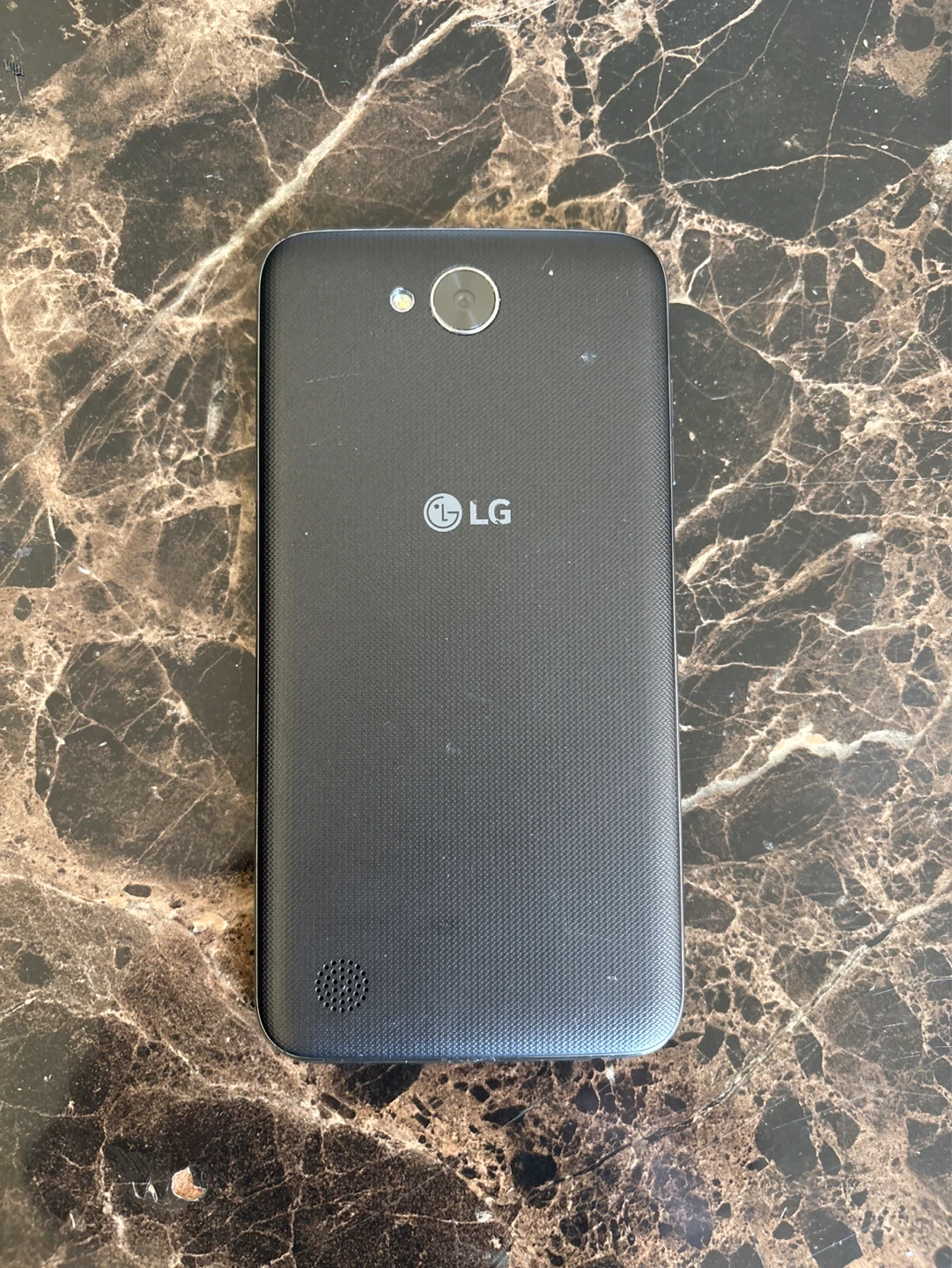 LG Smartphone for parts - photo 2