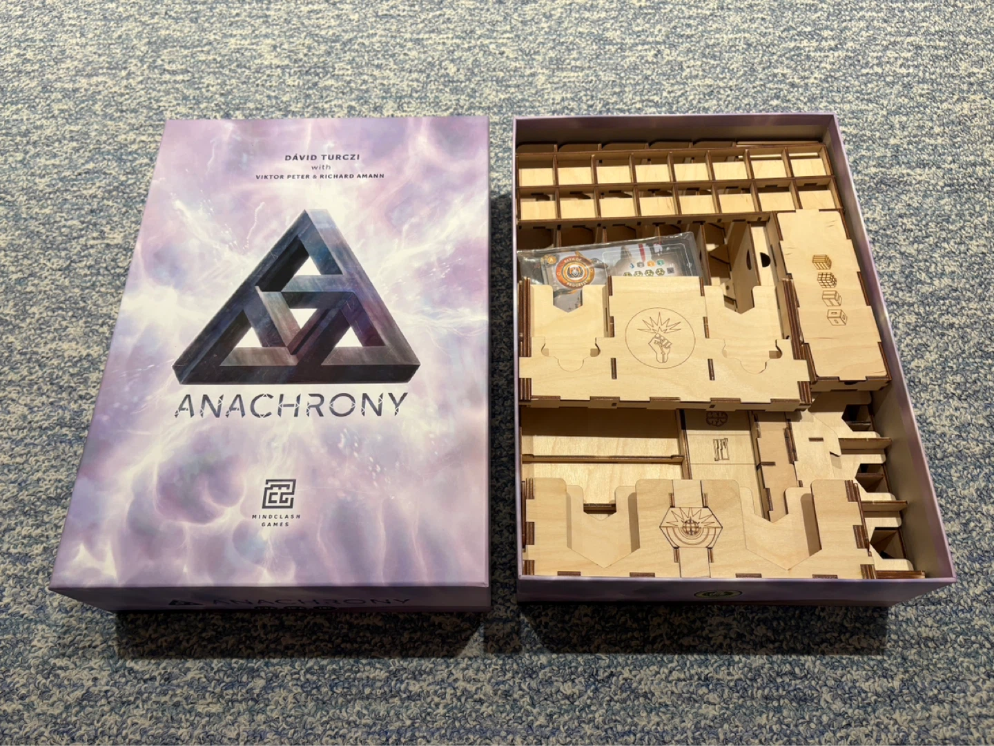 Meeple Realty Insert for Anachrony