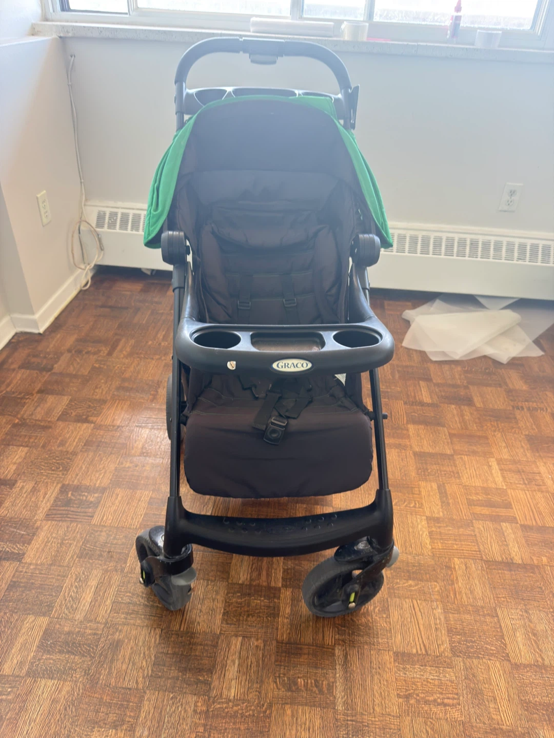 Graco Stroller with Green Canopy - photo 4