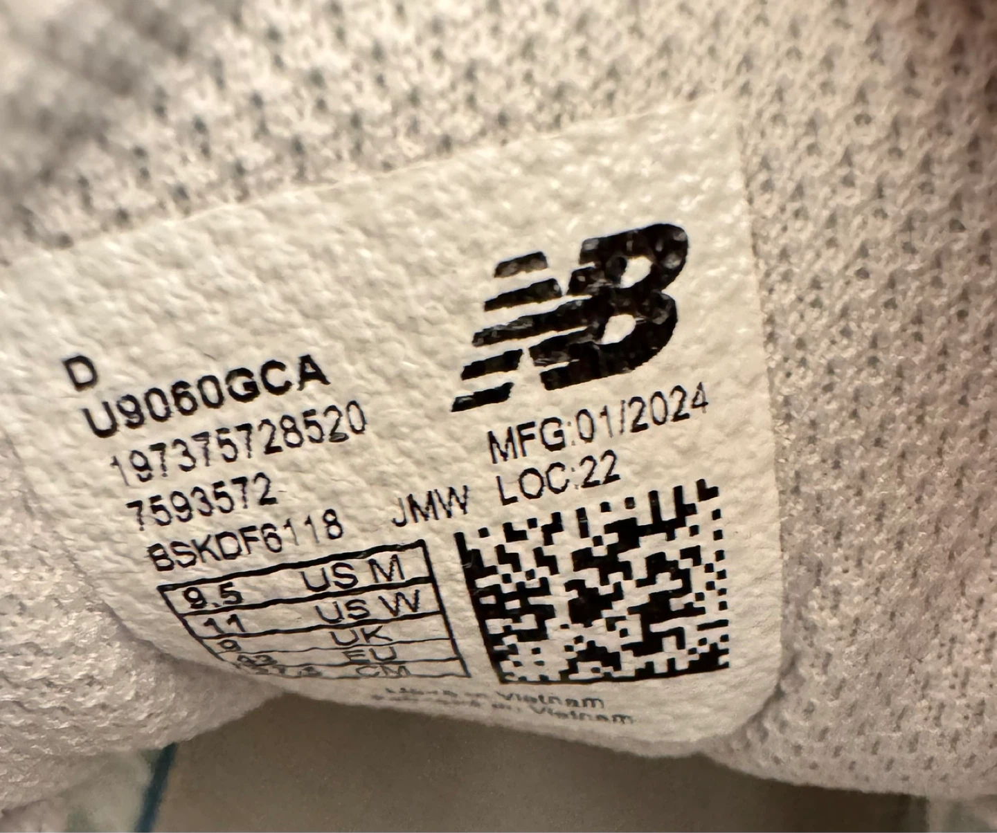 New Balance 9060 U9060GCA Sneakers Size 9.5 USM - photo 2