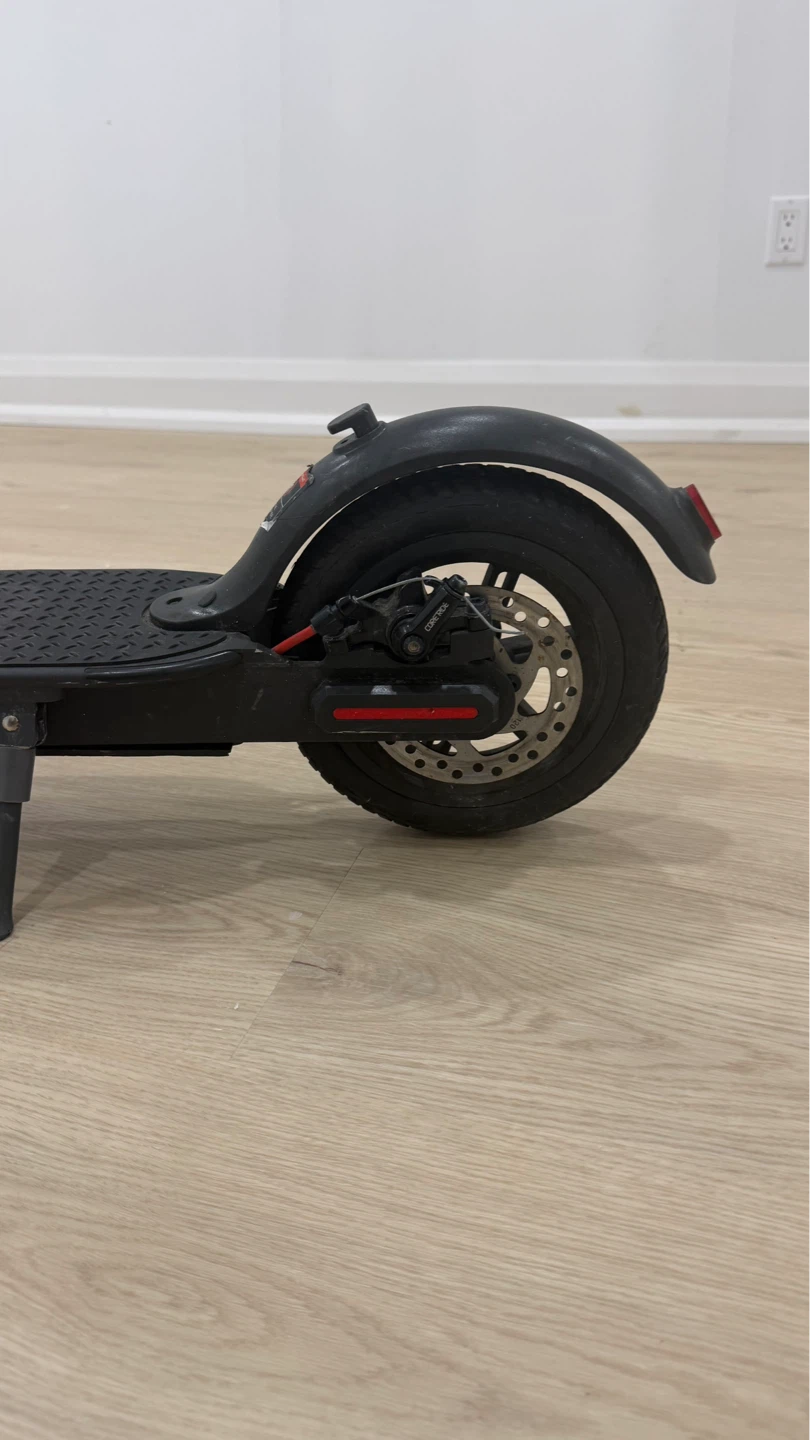 SWAGTRON Swagger 5 Electric Scooter - photo 4