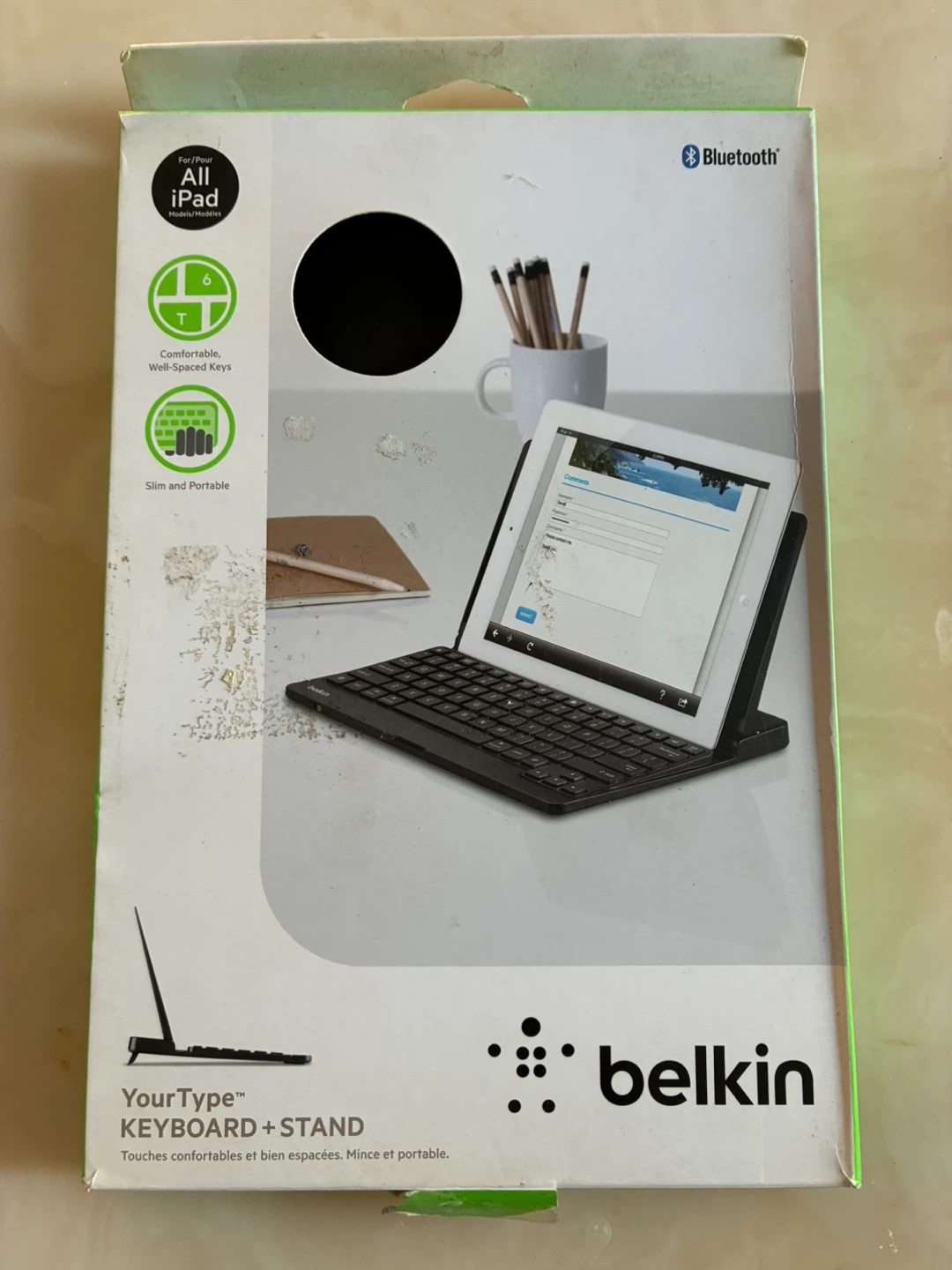 belkin F5L113 your type keyboard and stand fits all ipads models