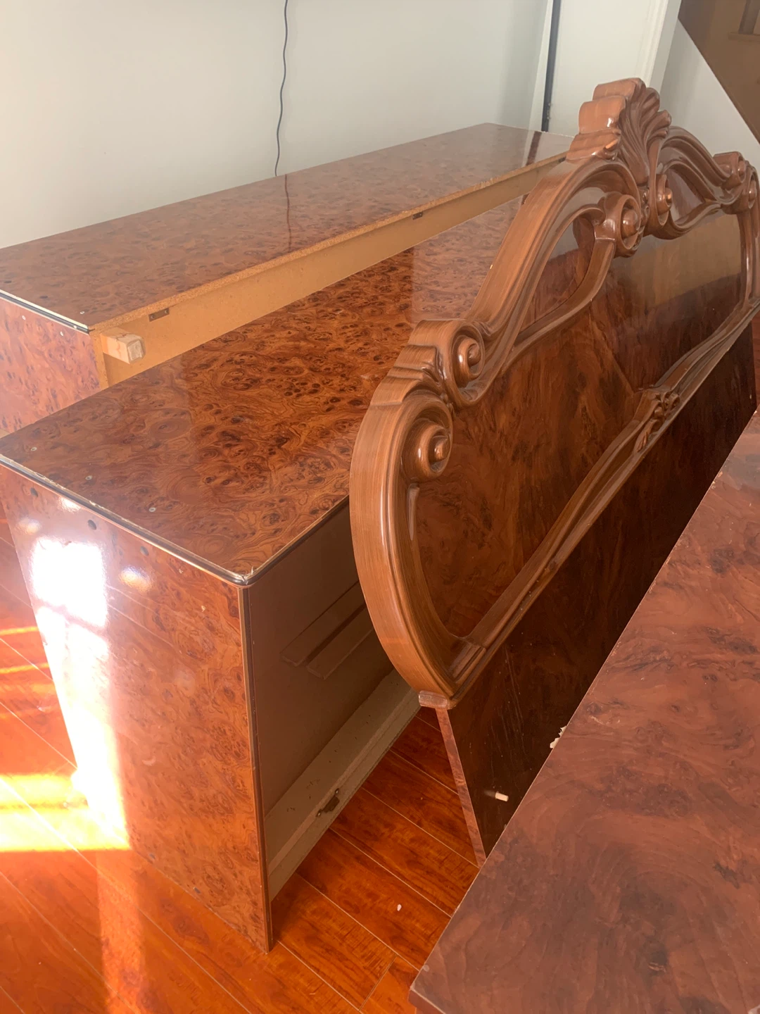 Ornate Queen size bed - photo 2