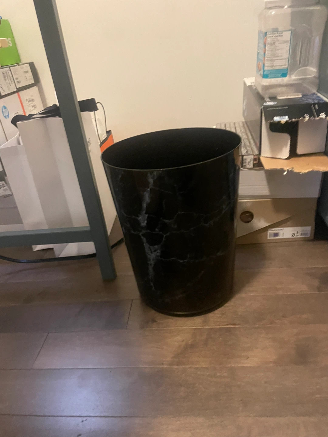 Trash can