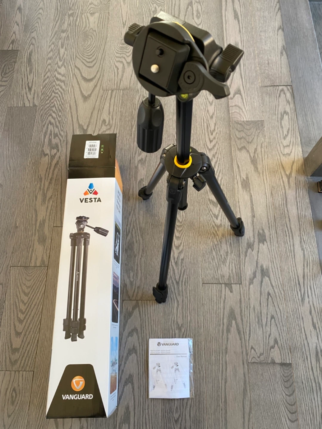 Camera tripod