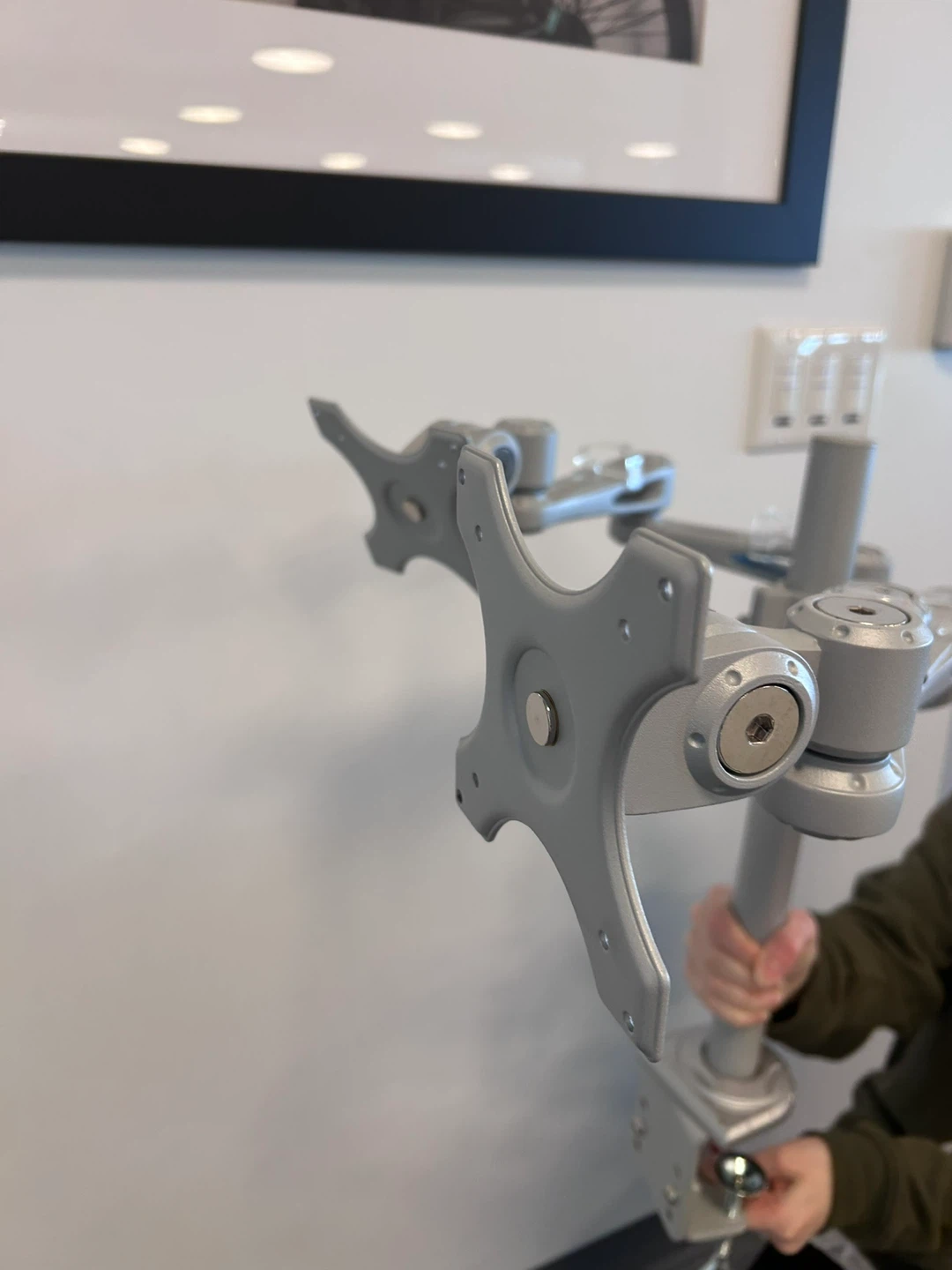 Dual Monitor Mount Stand - photo 2