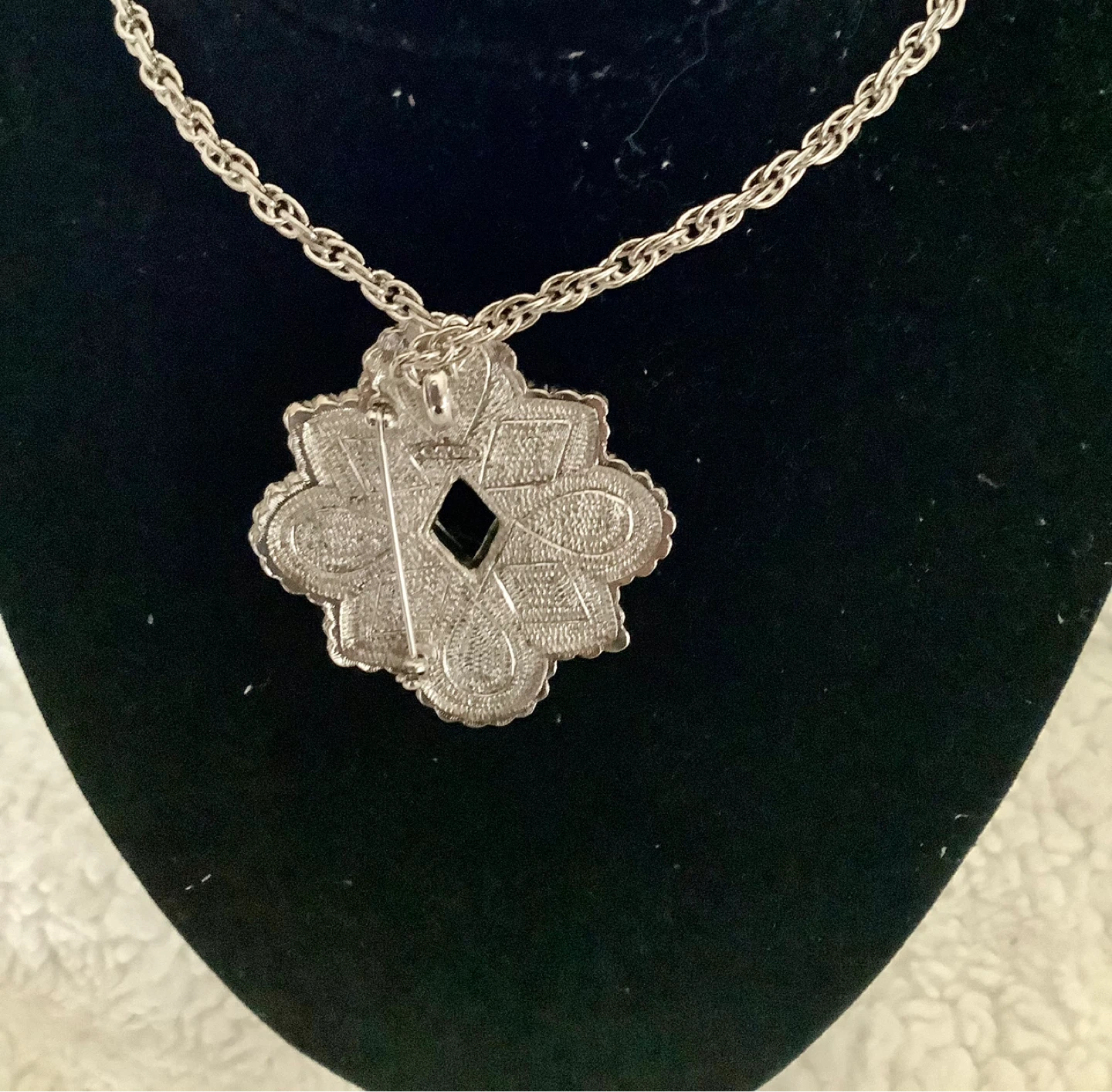 Avon Silver Tone Necklace with Turquoise and Coral Pendant - photo 2