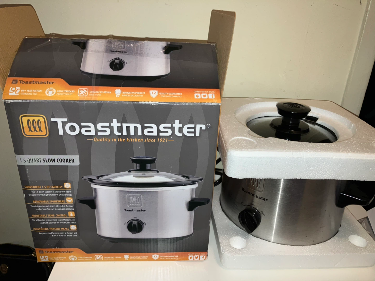Toastmaster 1.5 Quart Slow Cooker - photo 2