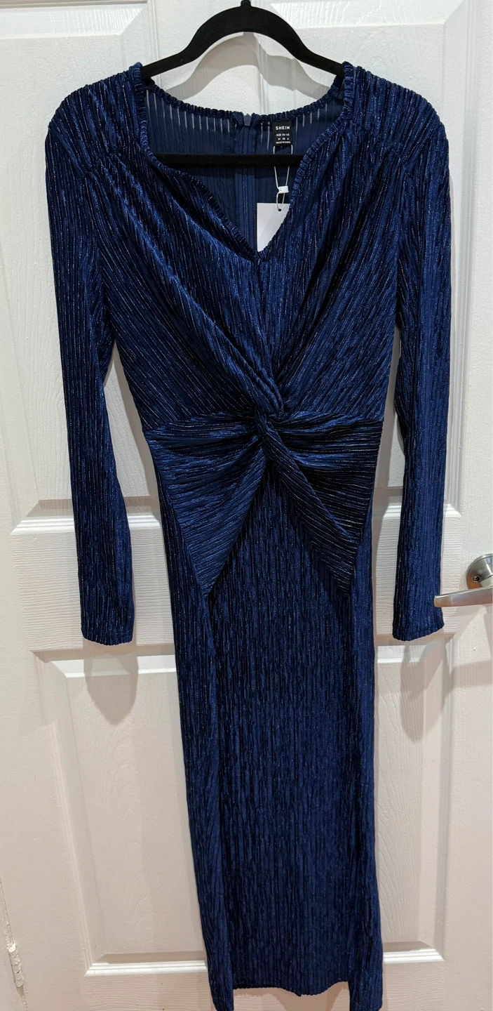 navy dress