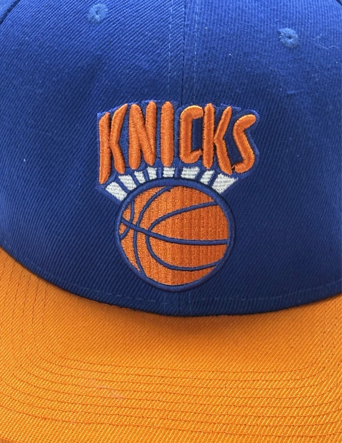 New York Knicks SnapBack Mitchell & Ness - photo 3