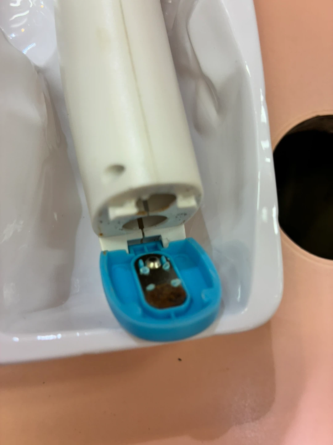 Non-Contact Thermometer - photo 2