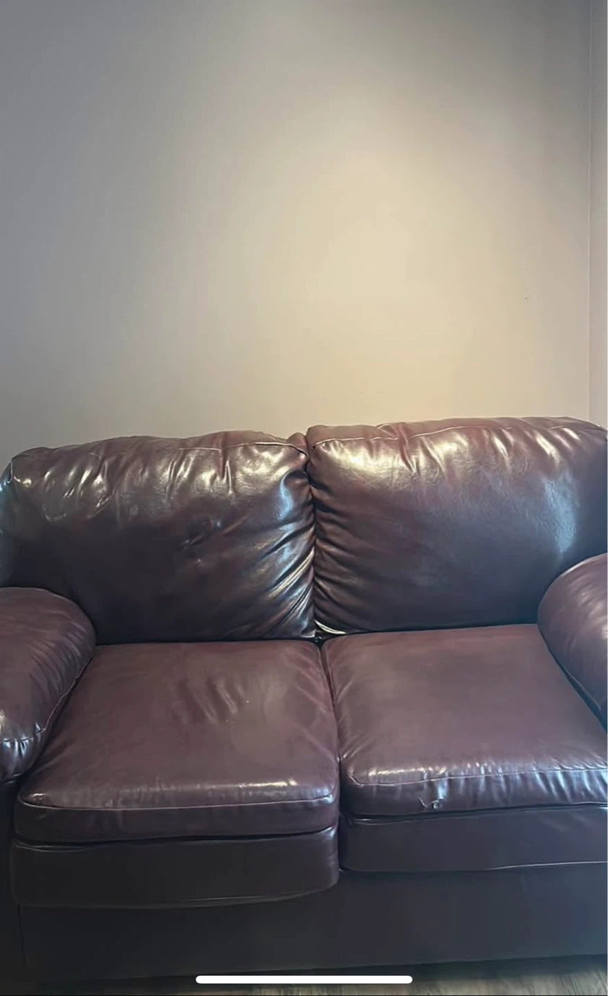 Brown Maroon Leather Loveseat - photo 2