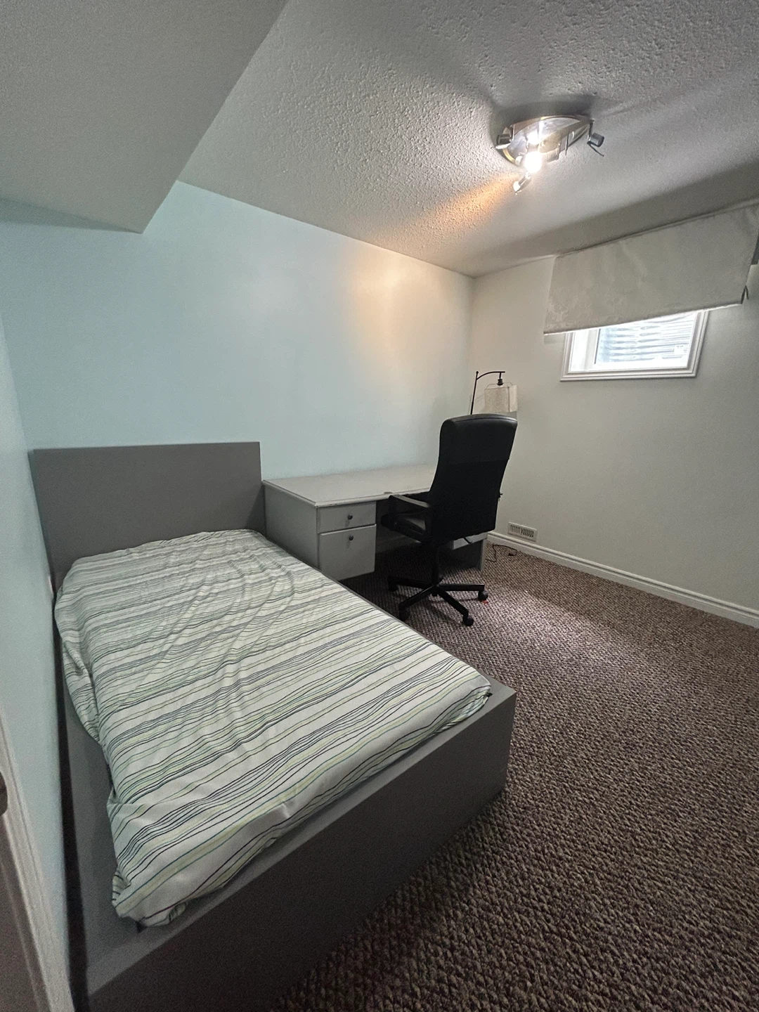 Room for rent - photo 2