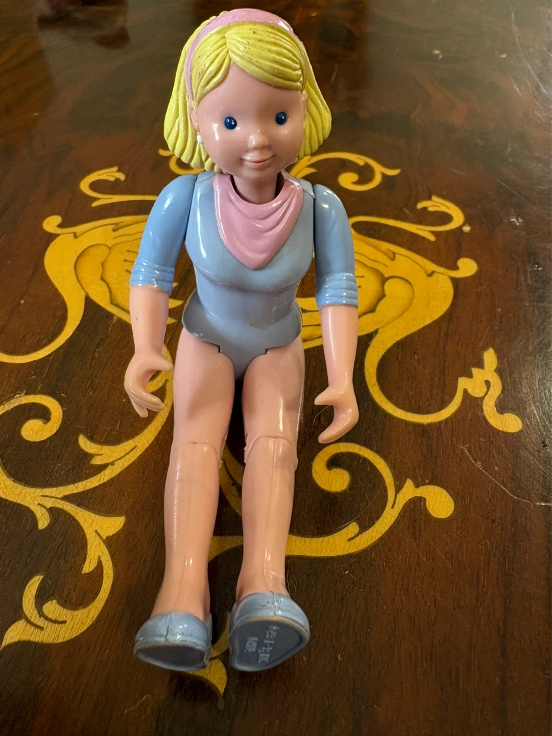 Vintage Loving Family Fisher-Price Dollhouse mom