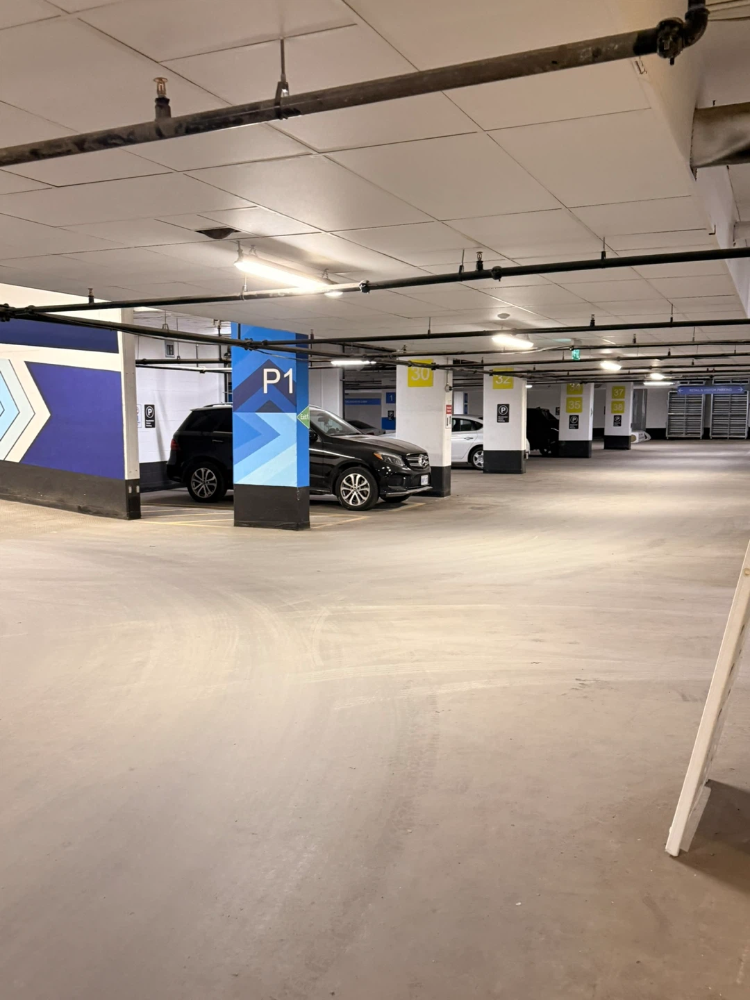 Parking spot for rent in downtown - photo 2