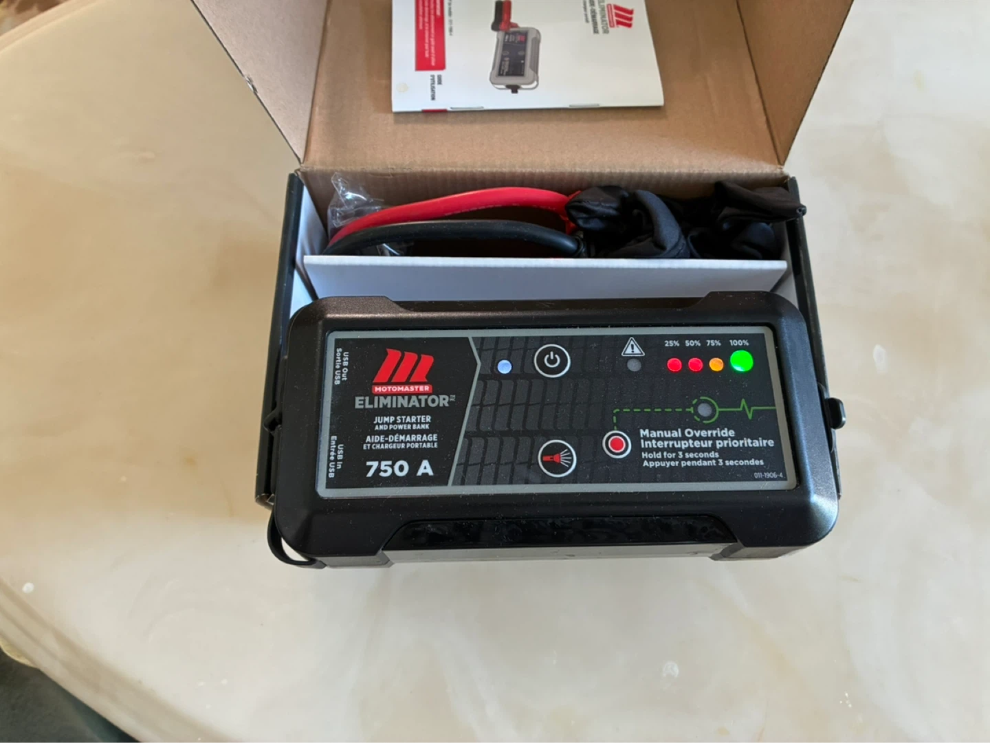 MotoMaster Eliminator Booster Pack/Jump Starter & USB Power bank - photo 4