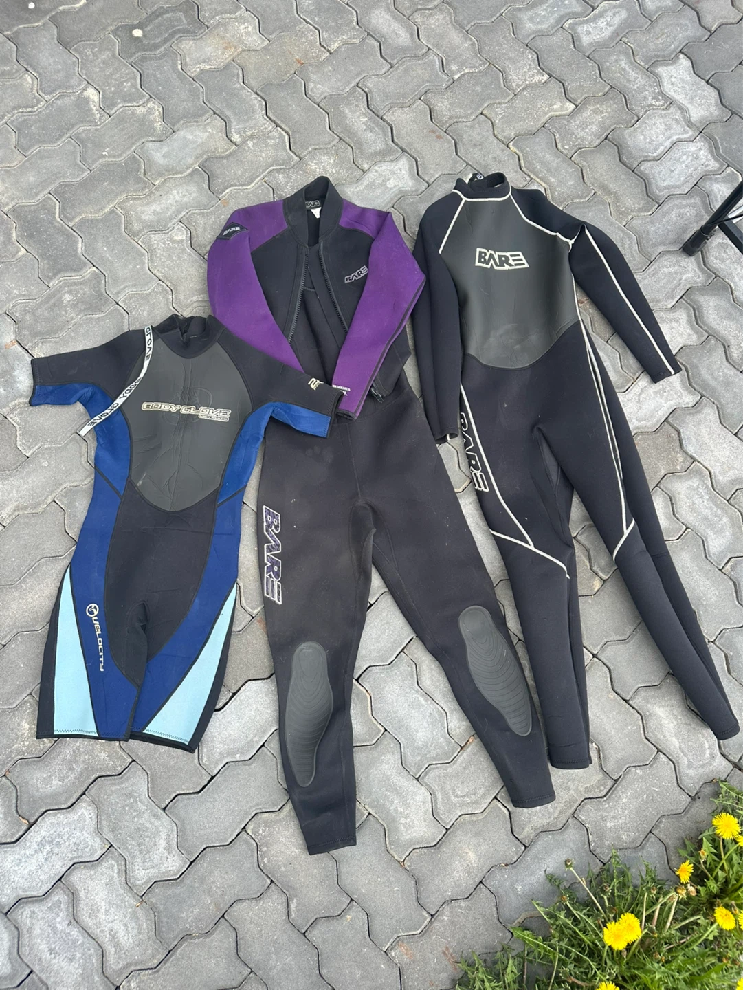 BARE wetsuits