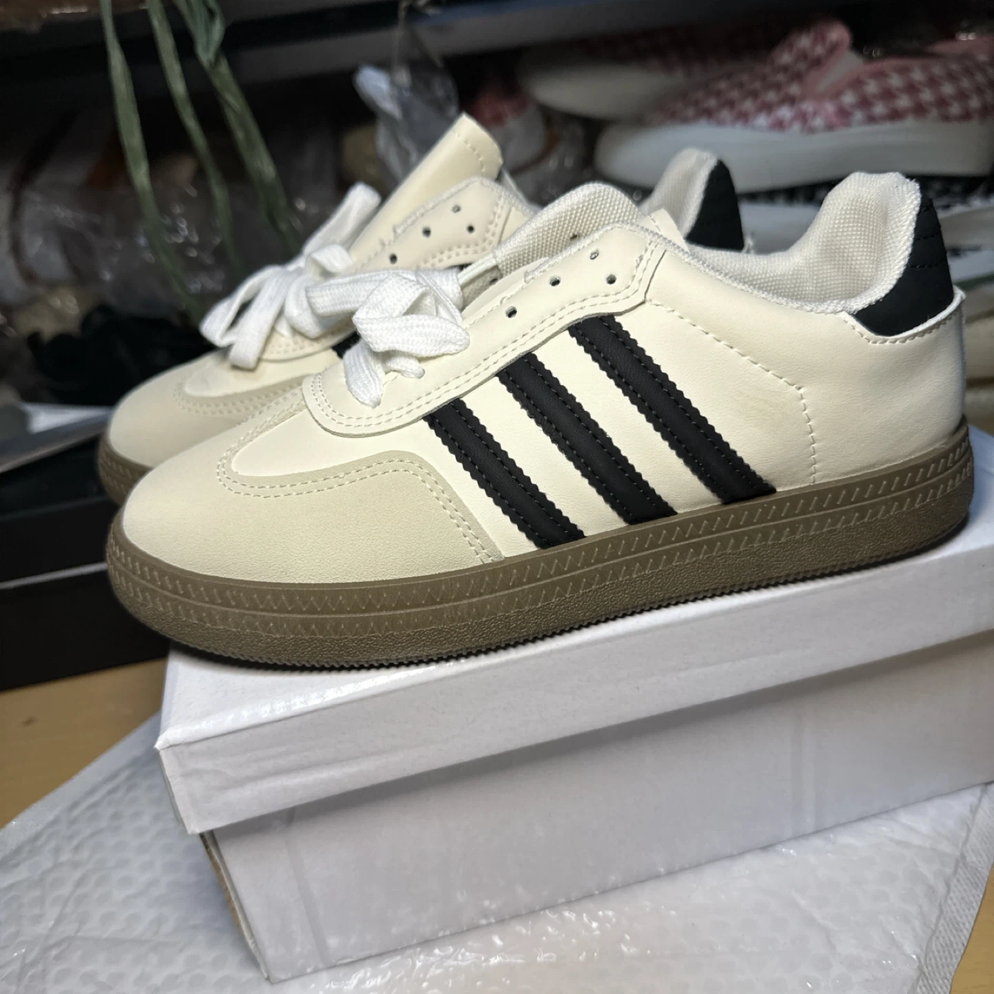 Cream Black Gum" Sneakers - photo 3