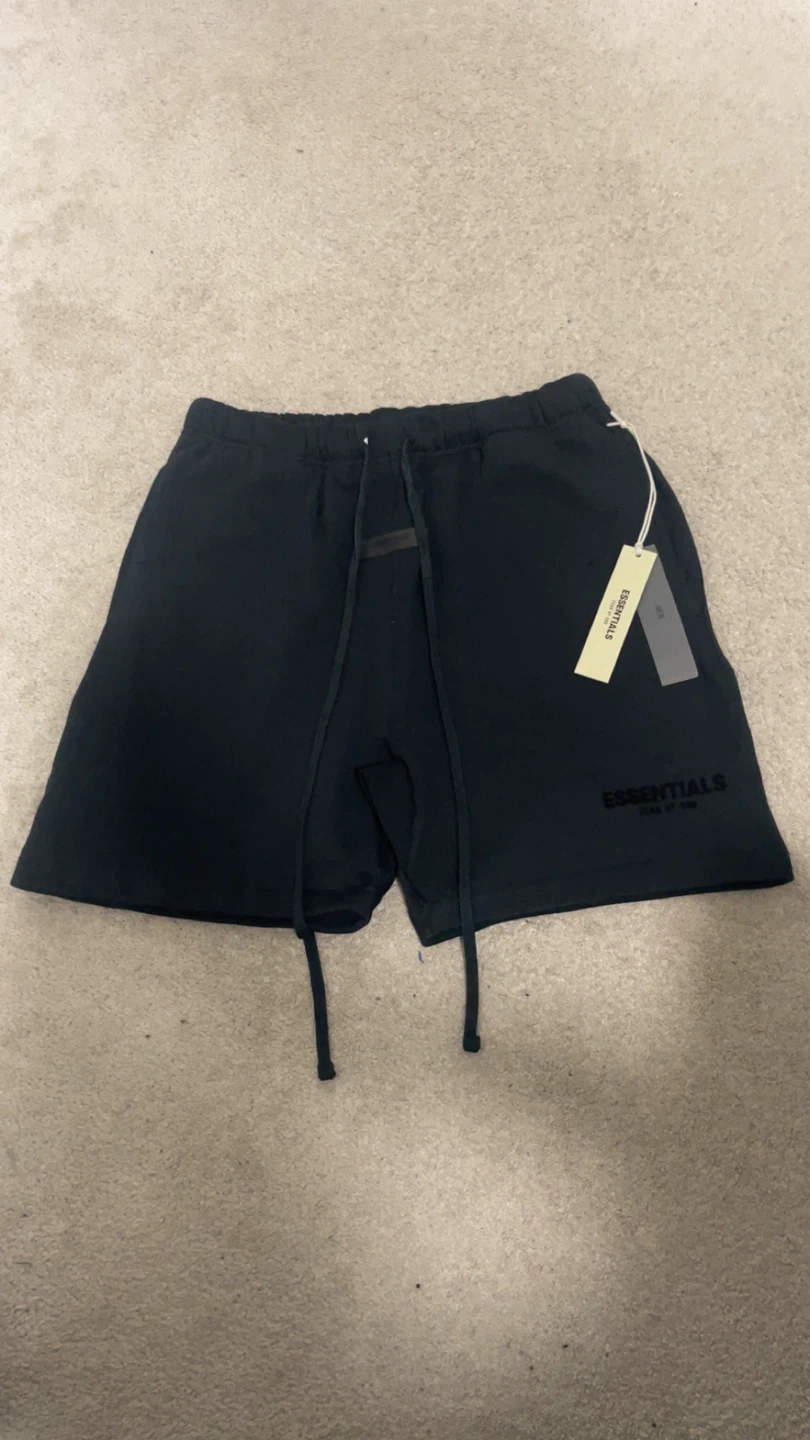 Black Essentials Fear of God Shorts Size L