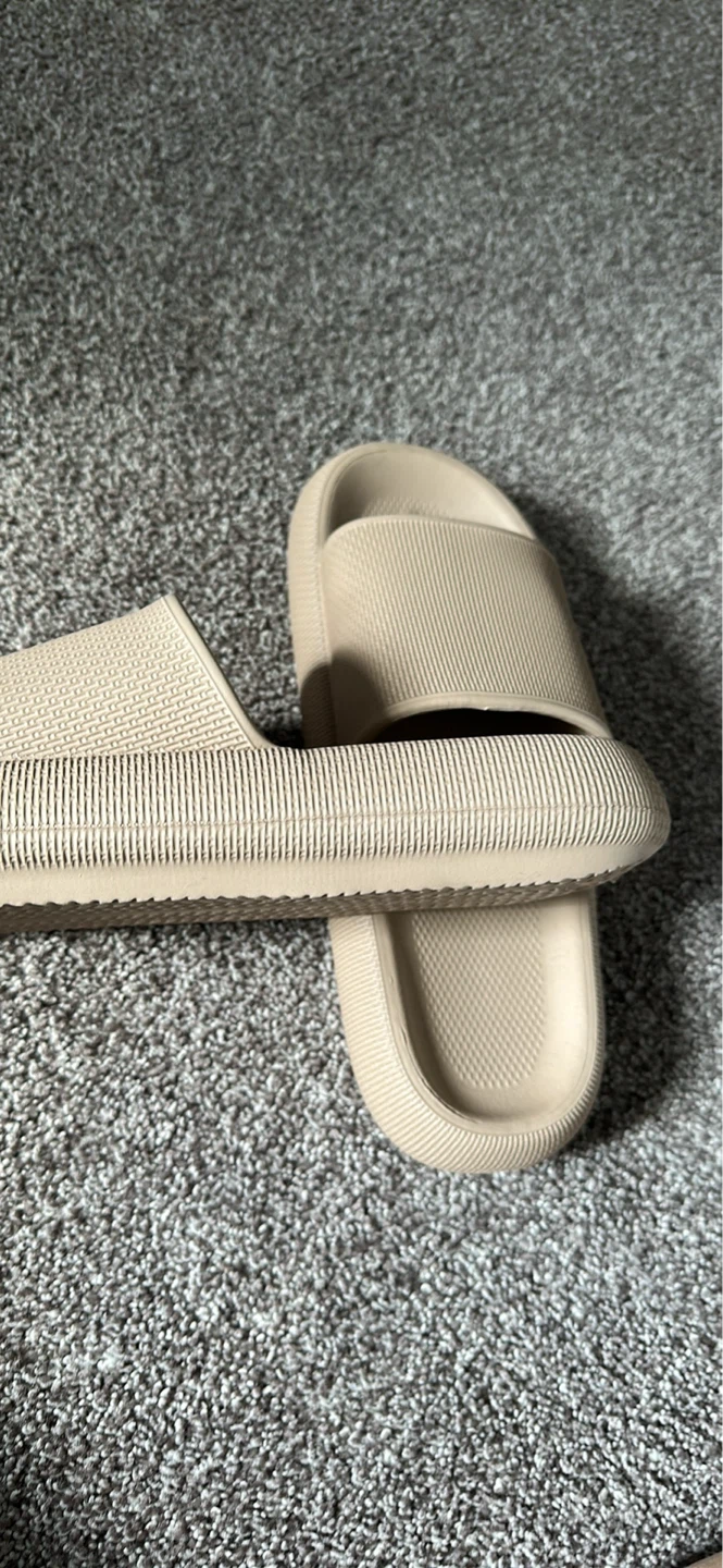 Beige Slides - Size 42-43 - photo 2