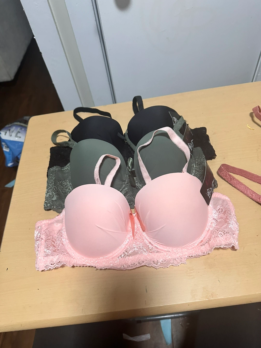 Bundle of 3 Women's Bras - photo 2