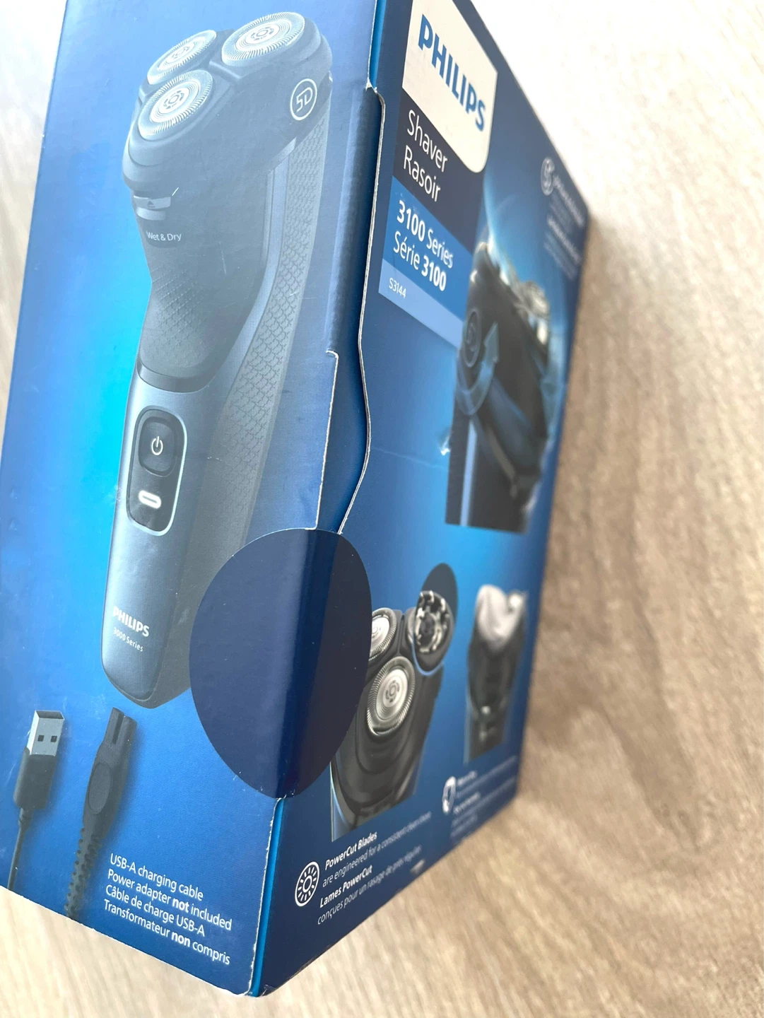 Unopened Philips Shaver 3100 Series Electric Shaver - photo 3
