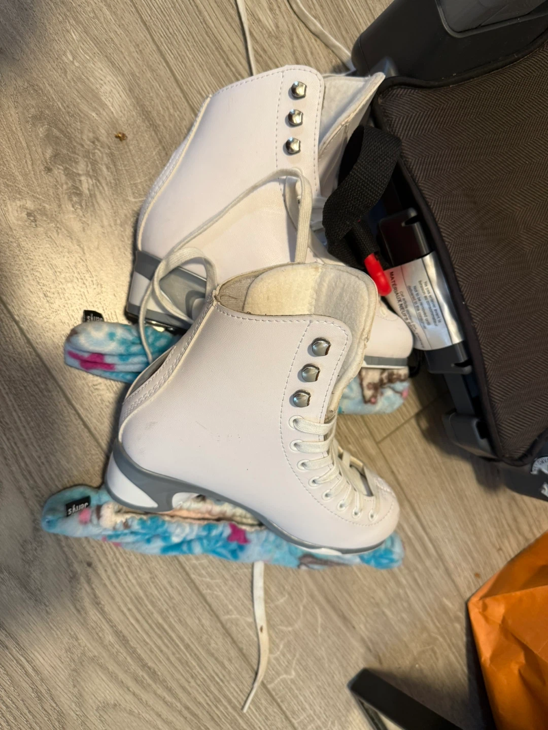 Jackson 150 Skates / size 3 / figure skating / child/ girl - photo 2