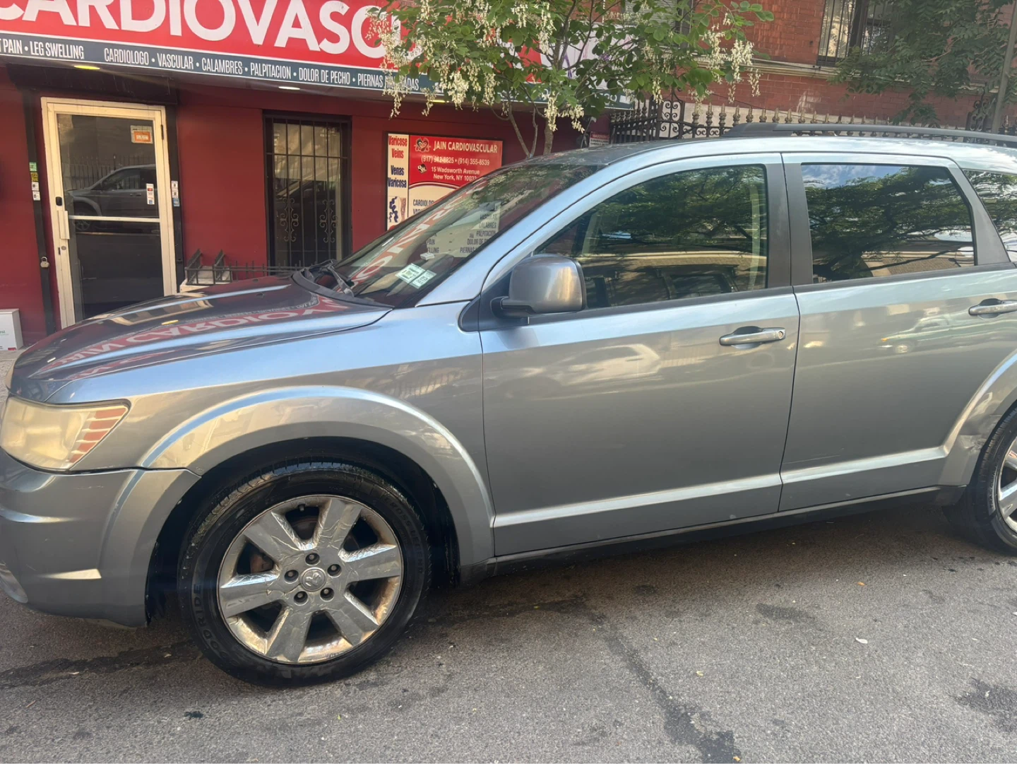 Dodge Journey SUV 2010 - photo 2