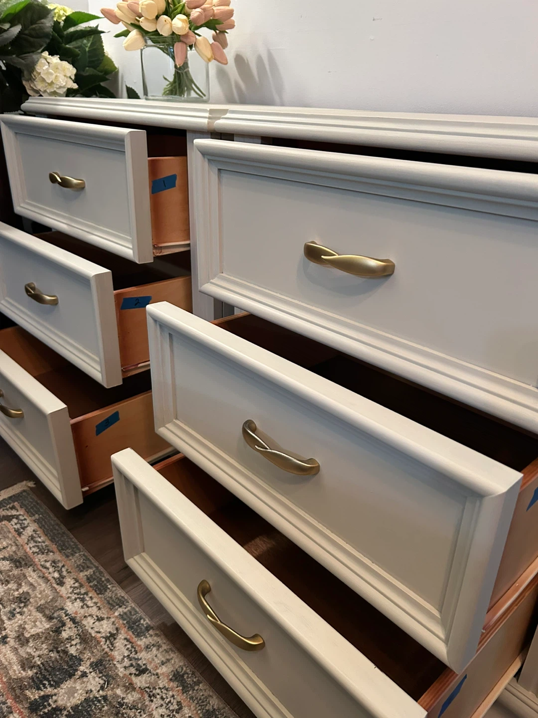 Light Beige 3-Drawer Nightstand with Gold Handles - photo 4