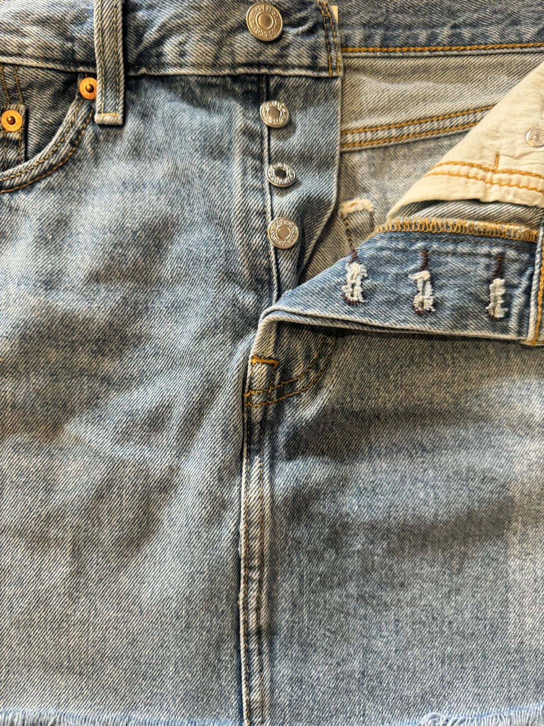 Jupe en jean Levi's taille 26 - photo 4