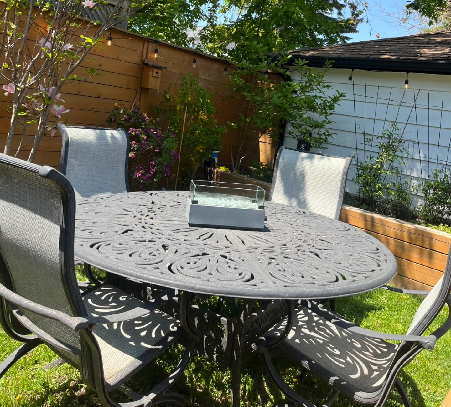 Outdoor dining table w fire feature - photo 2