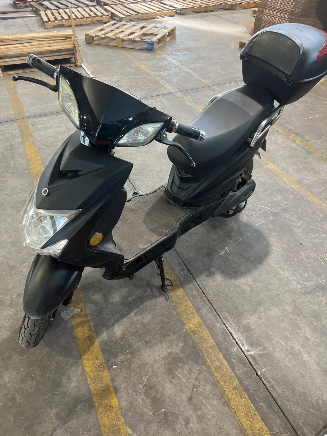 Black EMGO E-BIKE Scooter with Storage Box - photo 2