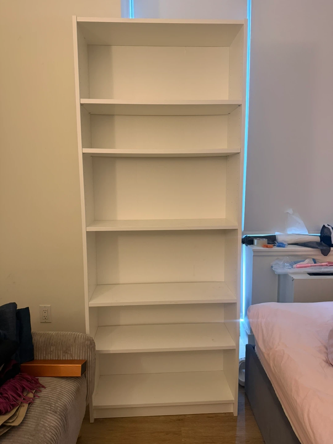 White 6-Shelf Bookshelf