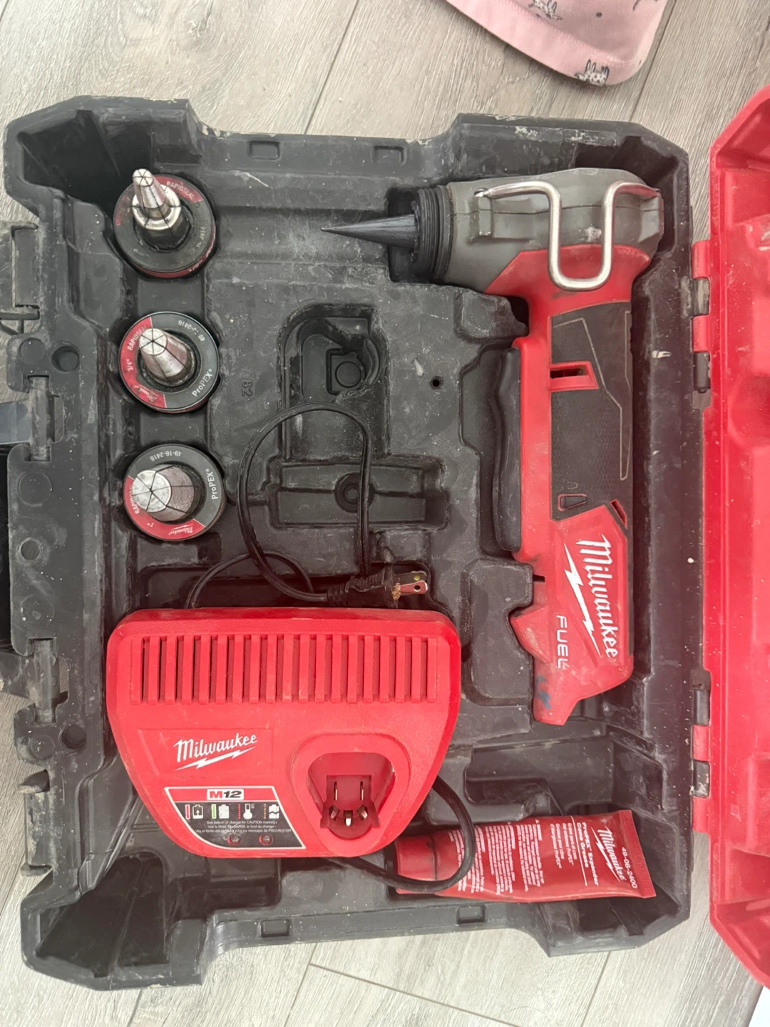 Milwaukee M12 FUEL ProPEX Expander Tool Kit