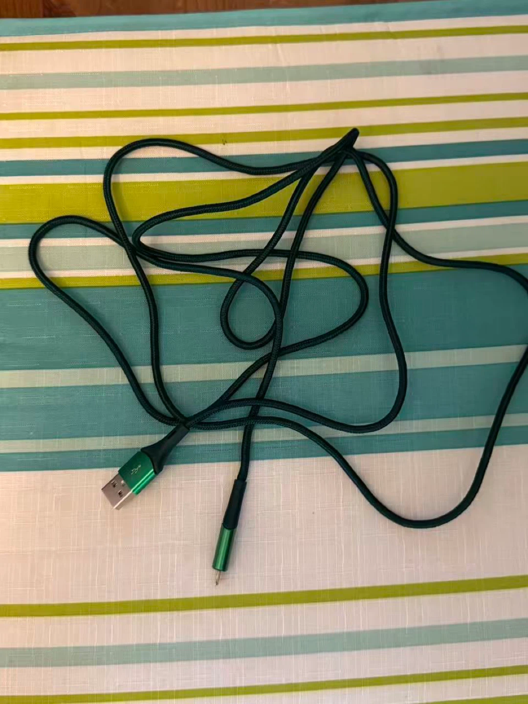 2-meter long data cable with blue indicator light. $17 - photo 2