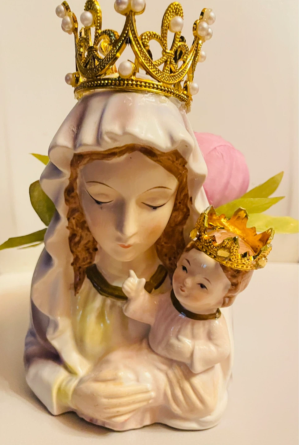 Religious Figurine - Virgin Mary with Baby Jesus & Crown