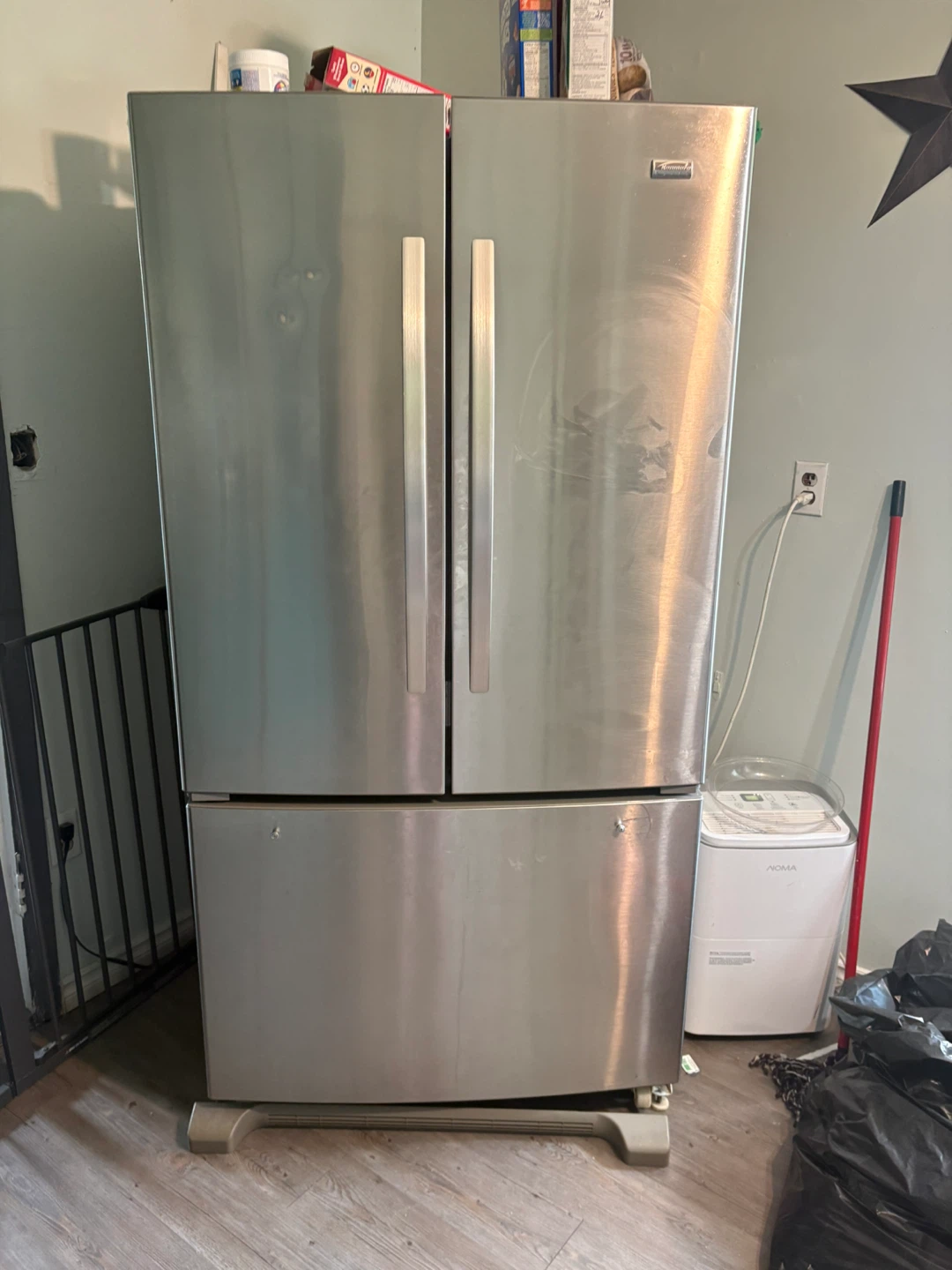 Frigidaire Stainless Steel French Door Refrigerator