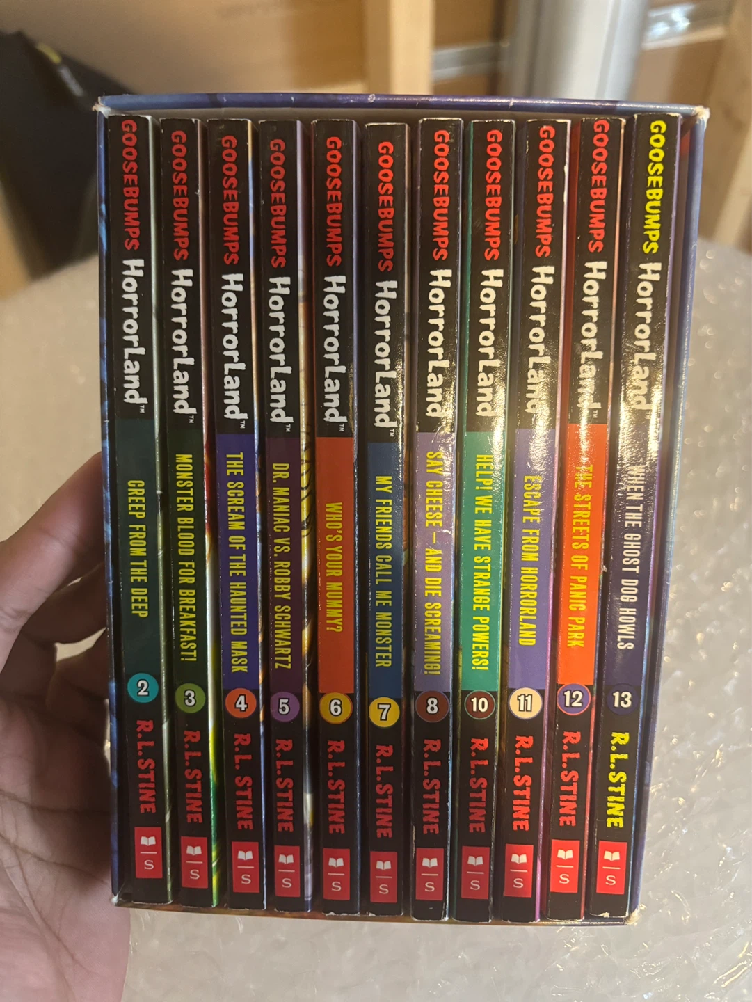 Goosebumps HorrorLand Boxed Set - photo 4